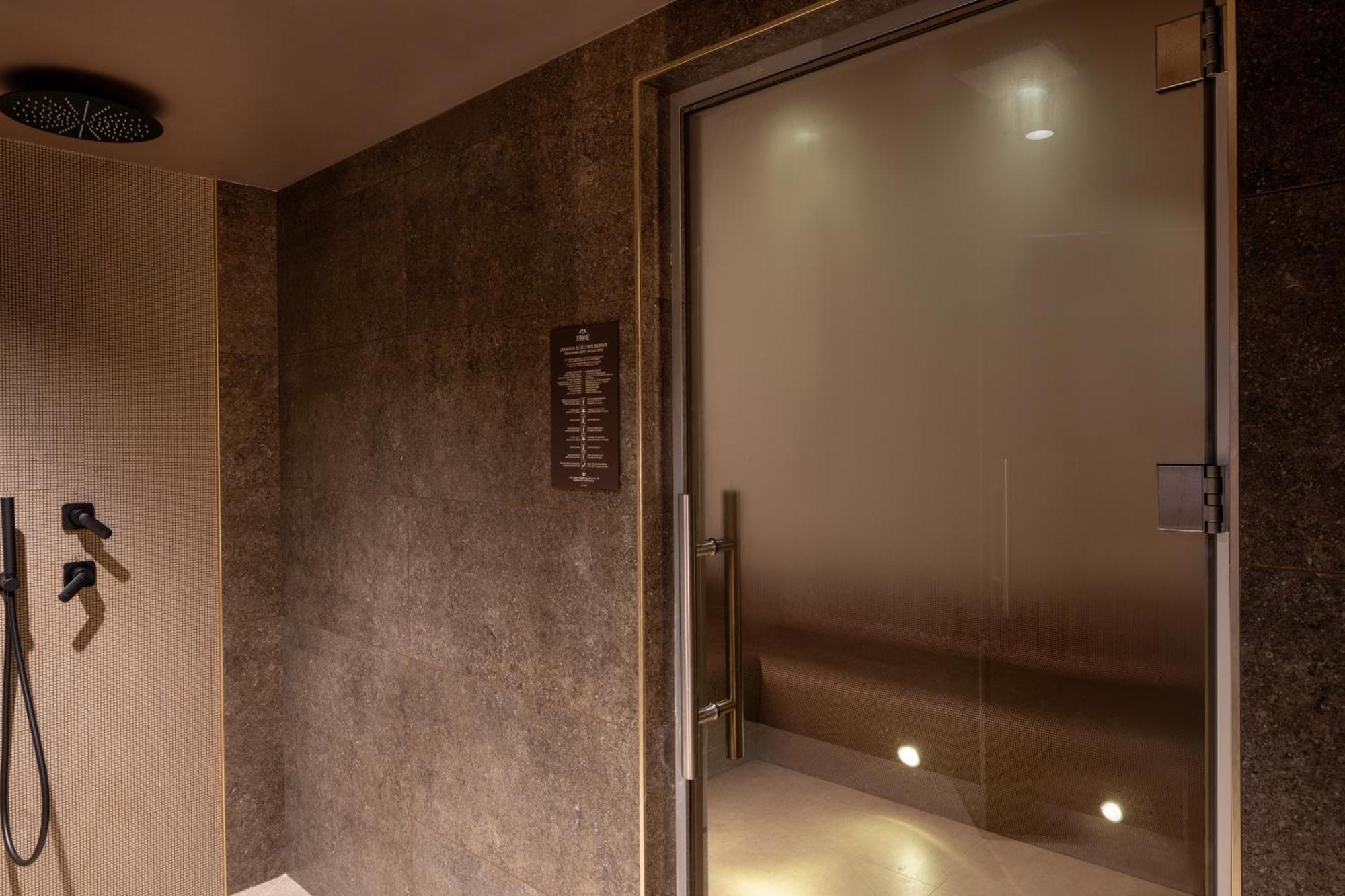 Hotel L'Ormaie & Spa Paris Exterior photo